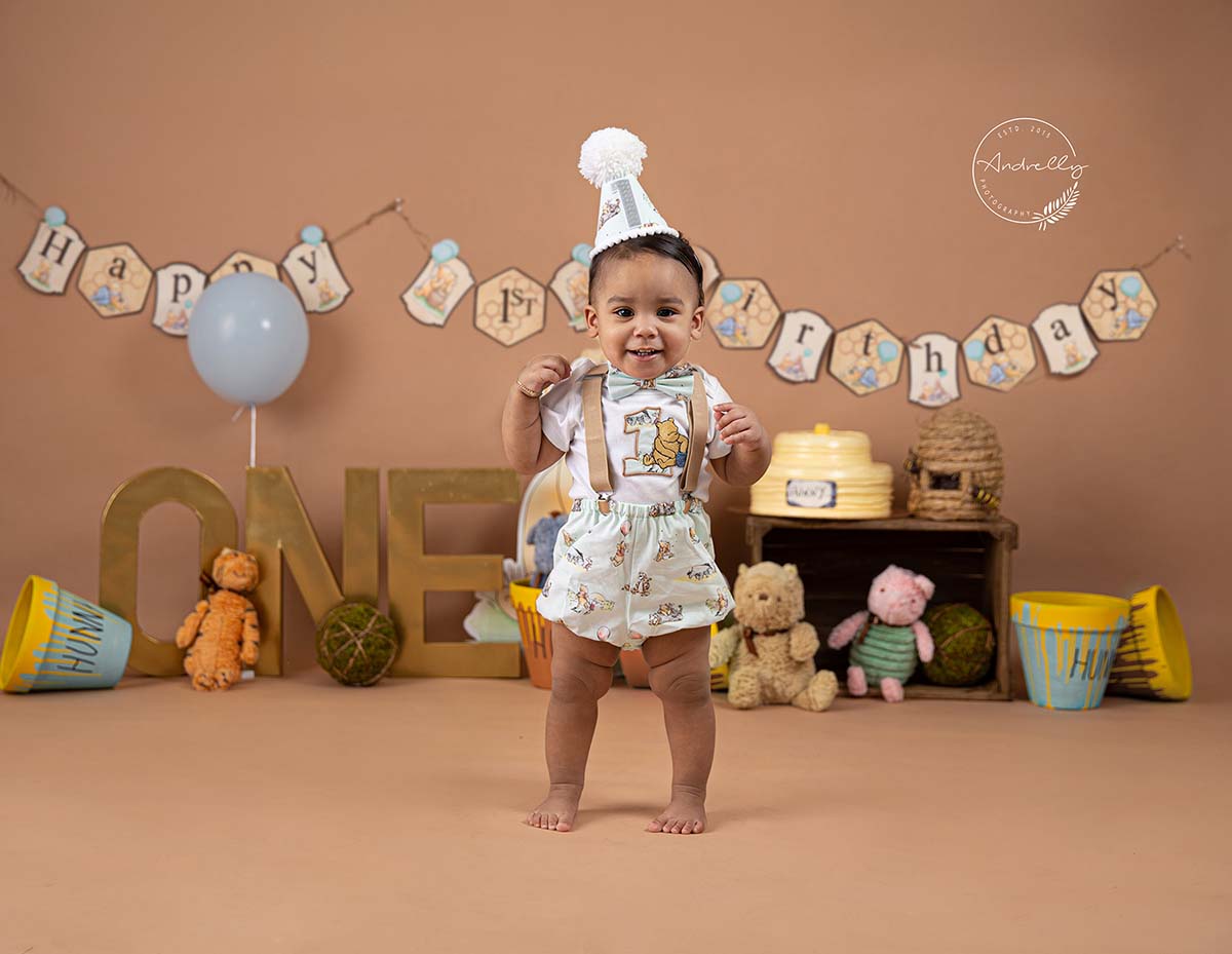 Winnie the pooh sales smash cake outfit