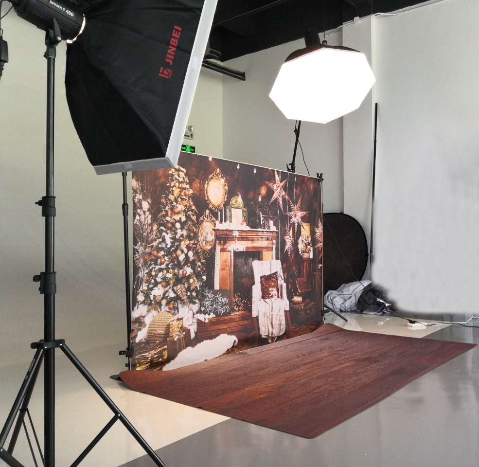 Fox Rolled Retro Christmas Brown Wood Vinyl Backdrop - Foxbackdrop