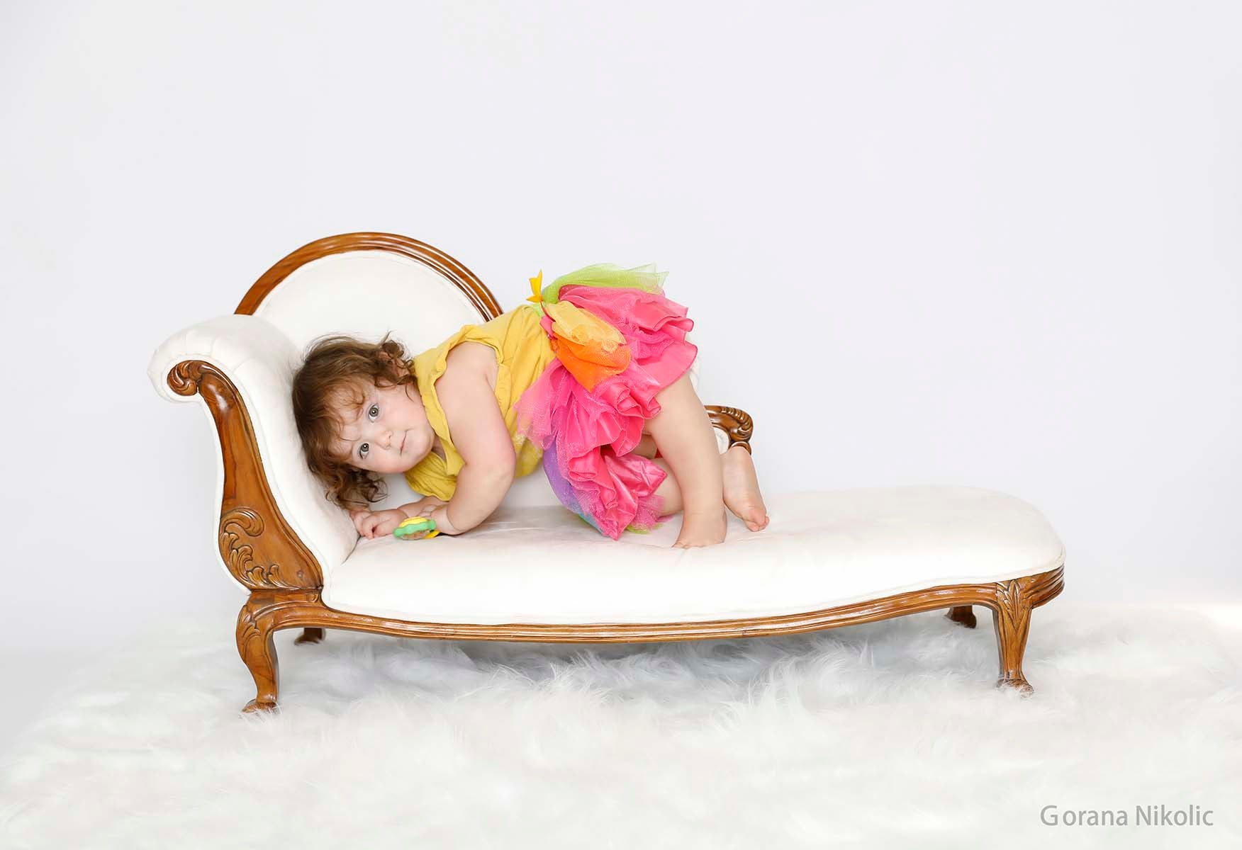 Fox Rolled Solid Plain White Vinyl Photography Backdrop - Foxbackdrop