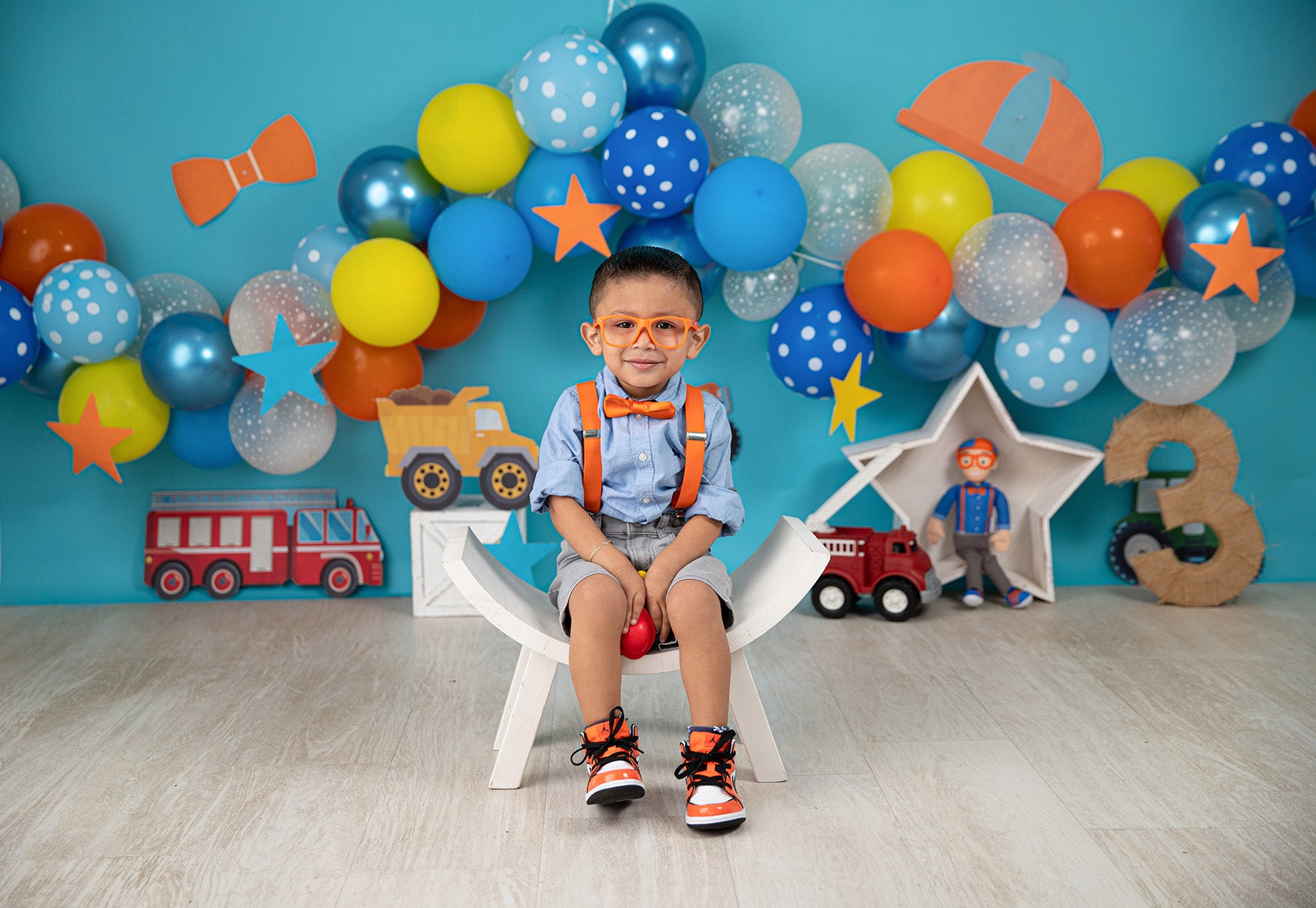 Fox Blippi Car Vinyl Backdrop Balloons Designed By Blanca Perez - Foxbackdrop